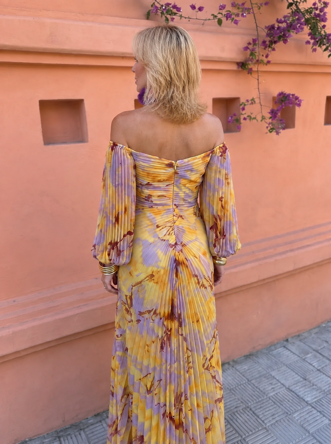 GRETA™ – Robe Longue à Motif Floral avec Décolleté Profond