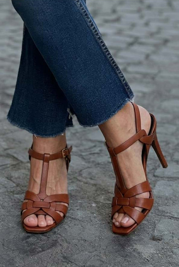 Geflochtene Sandalen mit offener Spitze und Absatz, T-Riemen-Design [Vorbestellung]