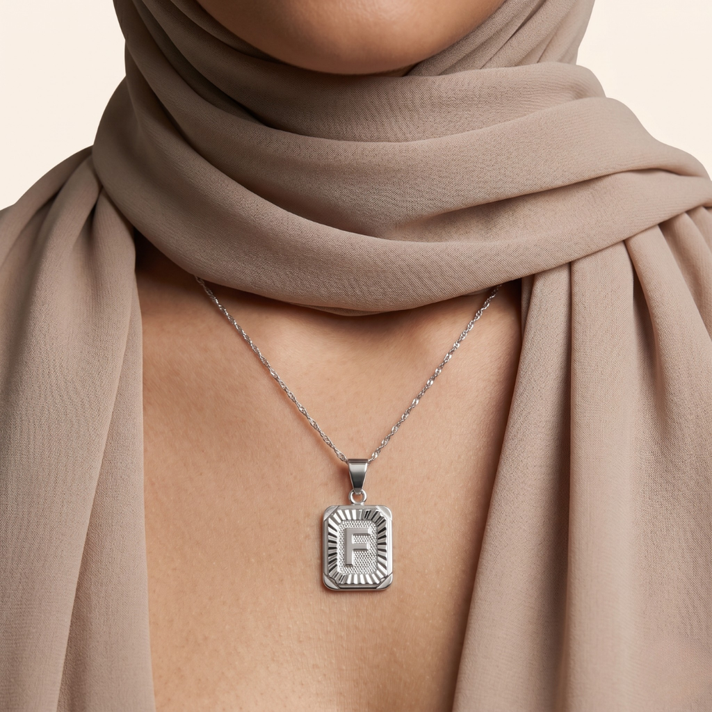 Elysiana™ - Filigrane Halskette mit Initialen