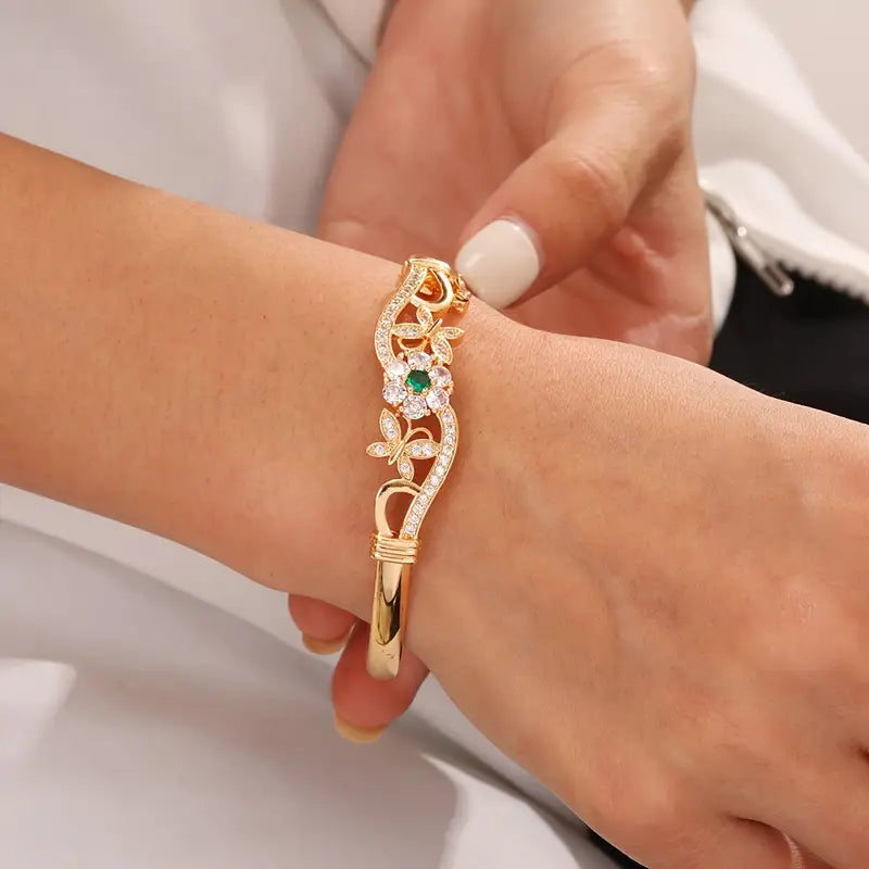 Isla Beaumont Gold Bracelet
