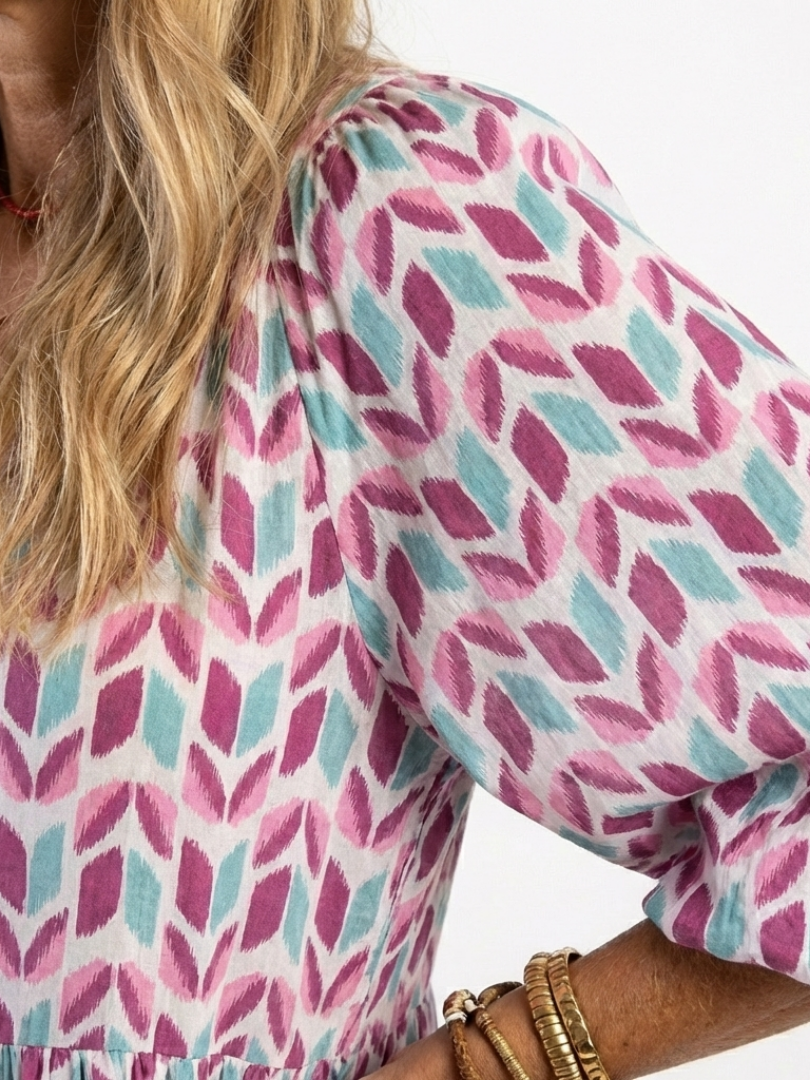 Léa Midi Kleid mit geometrischem Volant