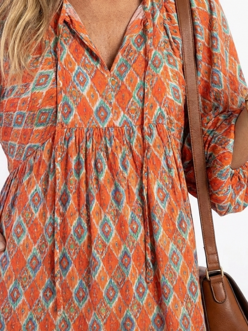 AMARA | Robe Midi à Imprimé Géométrique en V avec Volants