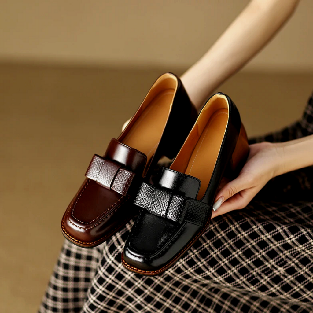 Contessa loafers met knoop