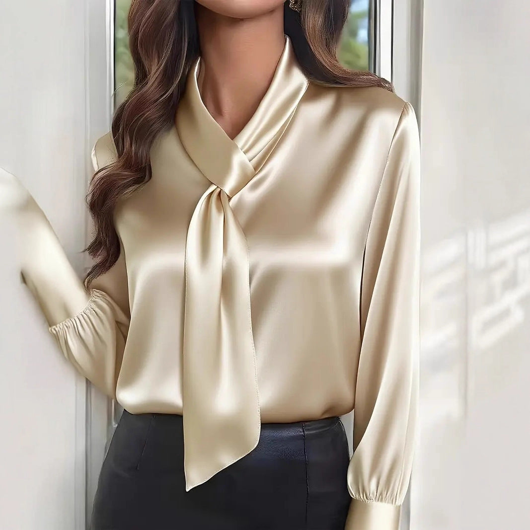 Aria Elegante satijnen blouse met kraag voor dames
