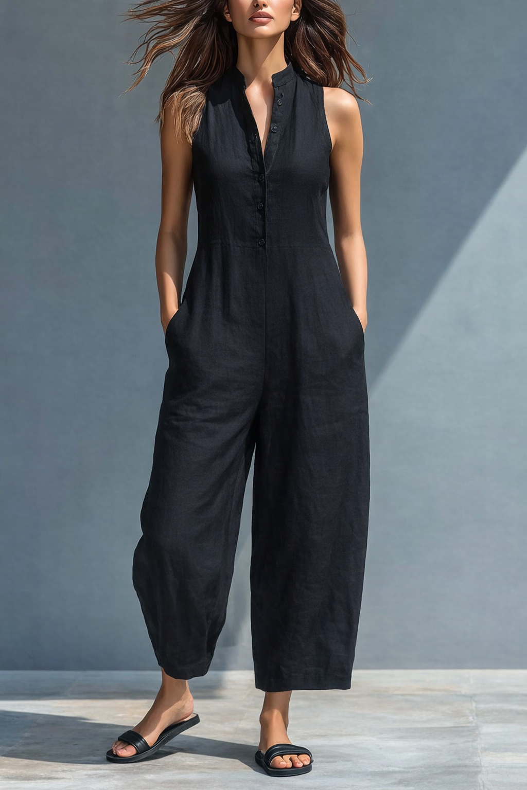 Lotte™ || Minimalistische mouwloze jumpsuit