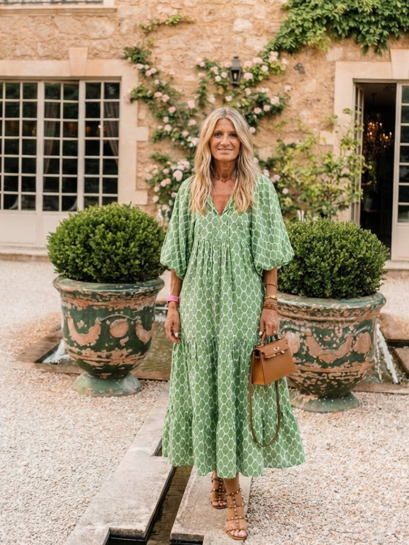 Apolline | Robe midi à motifs avec décolleté en V et manches trois-quarts