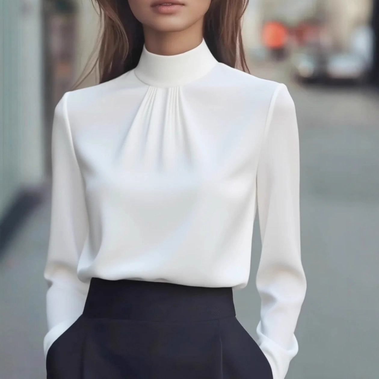 Isabelle Luxe satijnen damesblouse met hoge kraag