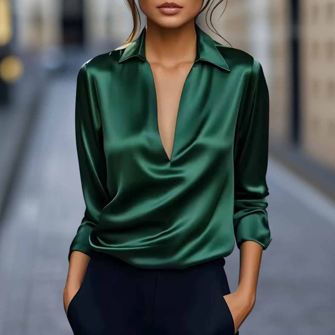 Tokyo Elegante satijnen blouse met draperingen en diepe V-hals