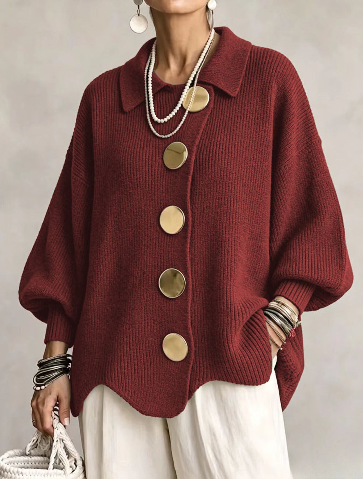 Victoire | Cardigan oversize avec boutons dorés imposants