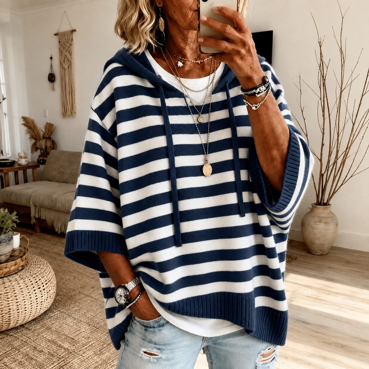 Maria – Poncho-pull chic à rayures bleu marine