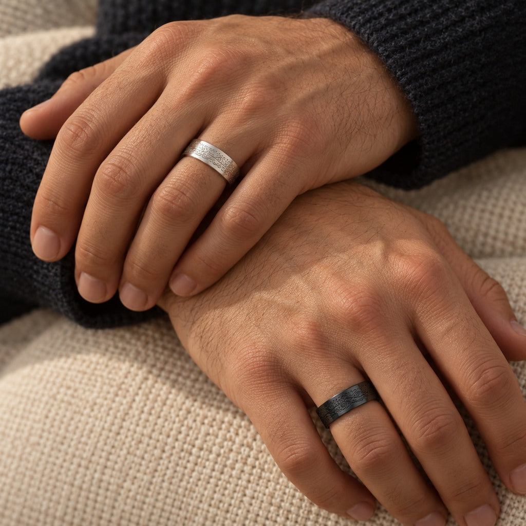 Lunavera™ - Eleganter gravierter Bandring für Herren