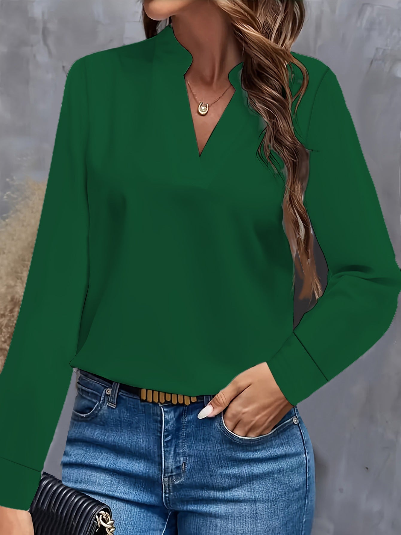 Alexandra Elegante damesblouse met V-hals