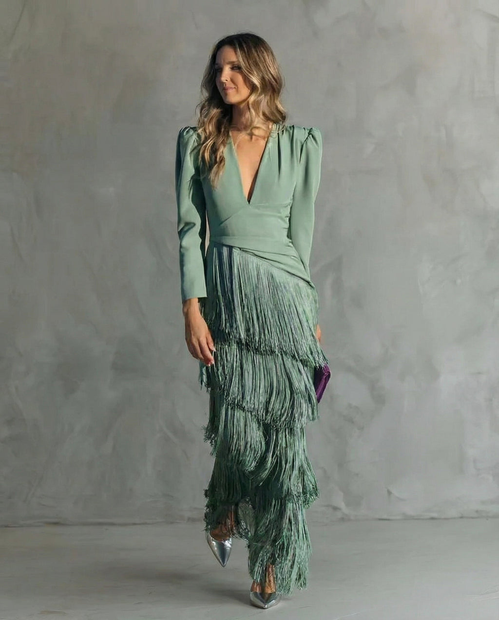 Chiara | Stilvolles Kleid mit Fransenärmeln
