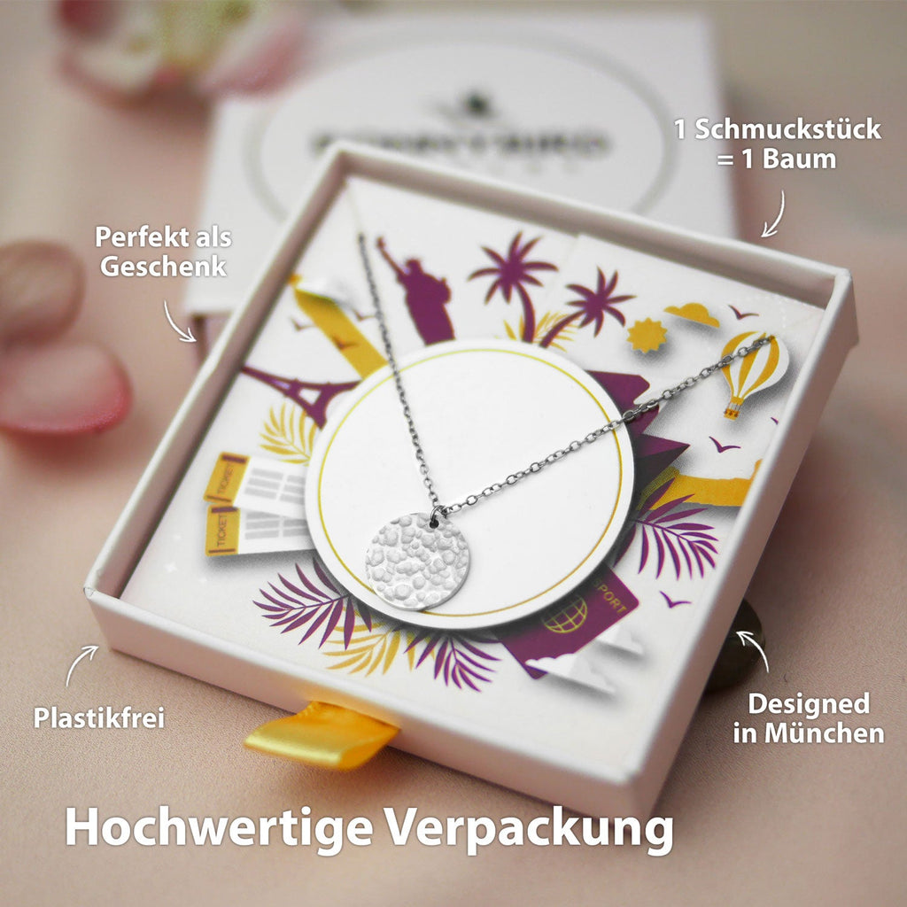 BonnyMoonbase ketting met plaatje zilver