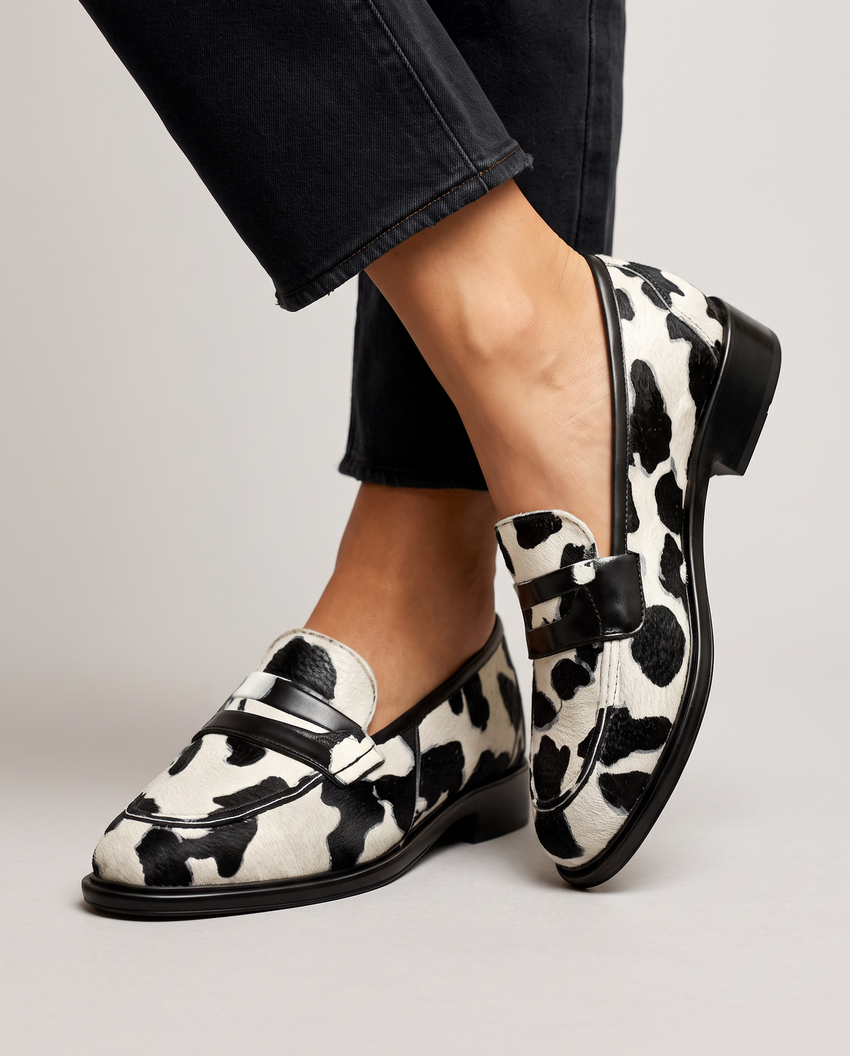 Liviare™ - Exklusive Halbschuhe mit Penny-Barrette